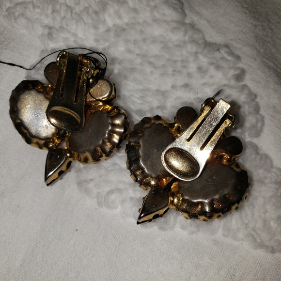 Vintage gold tone, amber and black stone clip ons - Picture 2 of 2